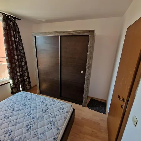 Daire Golf, Sunny Beach, 2 Bed *